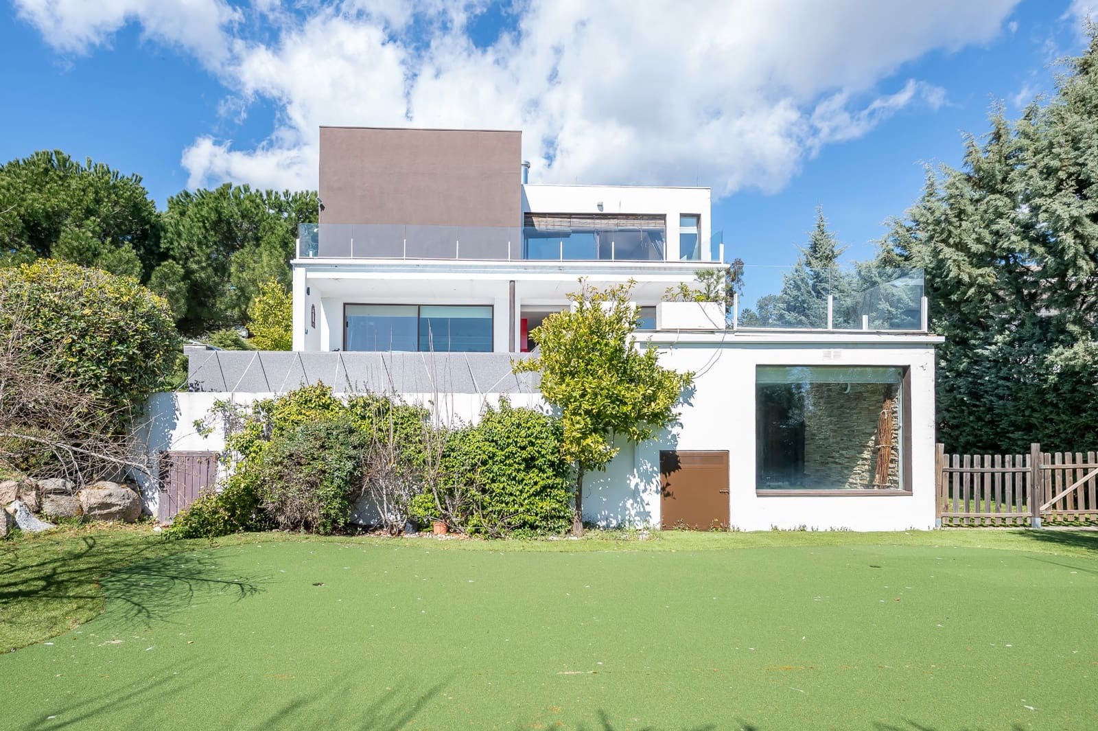 4 quarto Moradia para venda em Valdemorillo com piscina garagem - 1 415 000 € (Ref: 9747564)