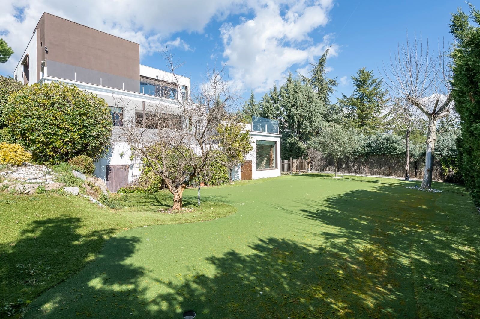 4 quarto Moradia para venda em Valdemorillo com piscina garagem - 1 415 000 € (Ref: 9747564)