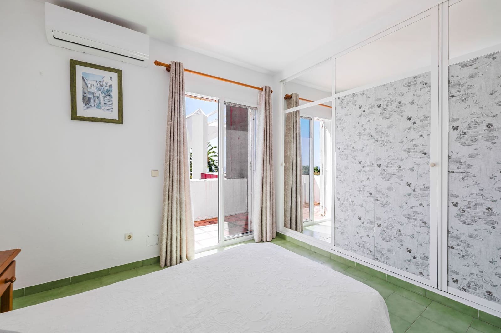 3 soverom Kjedet enebolig til salgs i Nerja med svømmebasseng - € 414 000 (Ref: 9751601)