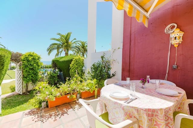 3 bedroom Semi-detached Villa for sale in Nerja with pool - € 414,000 (Ref: 9751601)