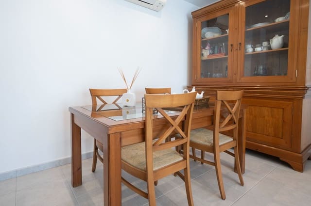 3 soveværelse Lejlighed til salg i Sant Antoni de Portmany med garage - € 699.500 (Ref: 9755321)