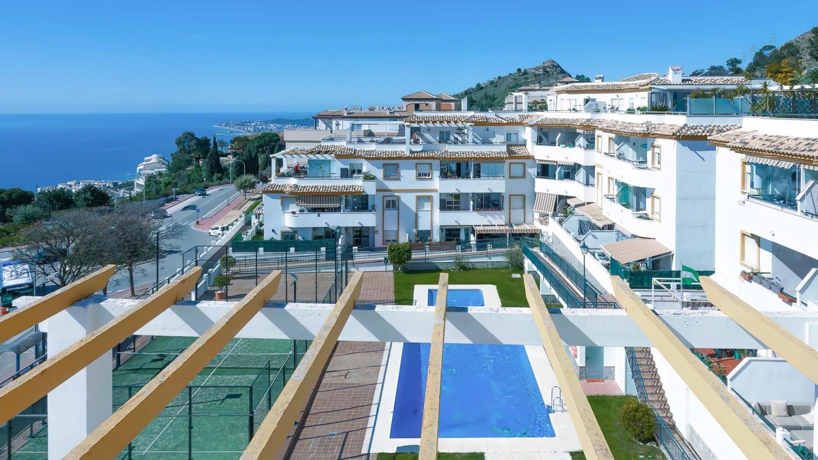 3 soveværelse Lejlighed til salg i Benalmadena med garage - € 650.000 (Ref: 9755322)