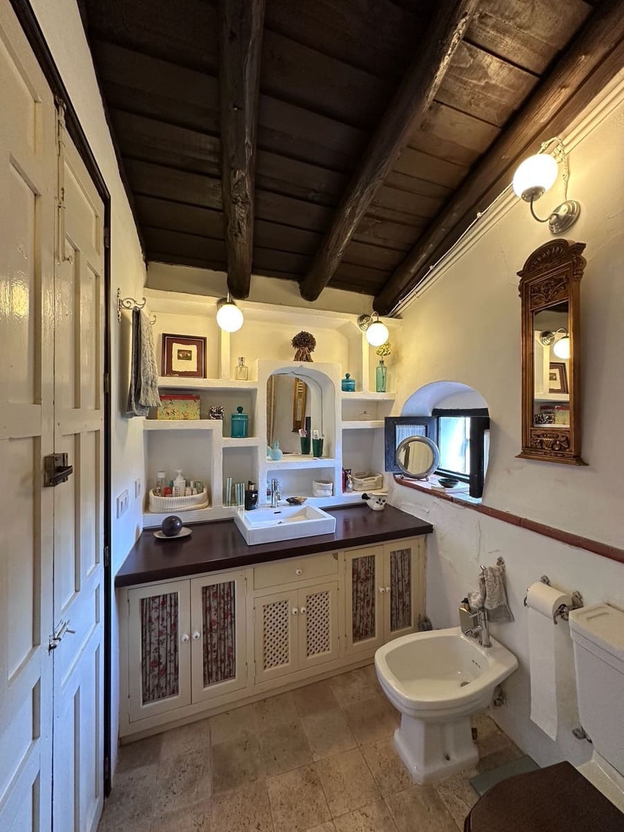 6 bedroom Villa for sale in Aracena with pool garage - € 875,000 (Ref: 9755324)