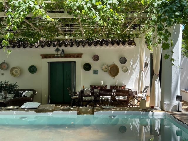 6 bedroom Villa for sale in Aracena with pool garage - € 875,000 (Ref: 9755324)