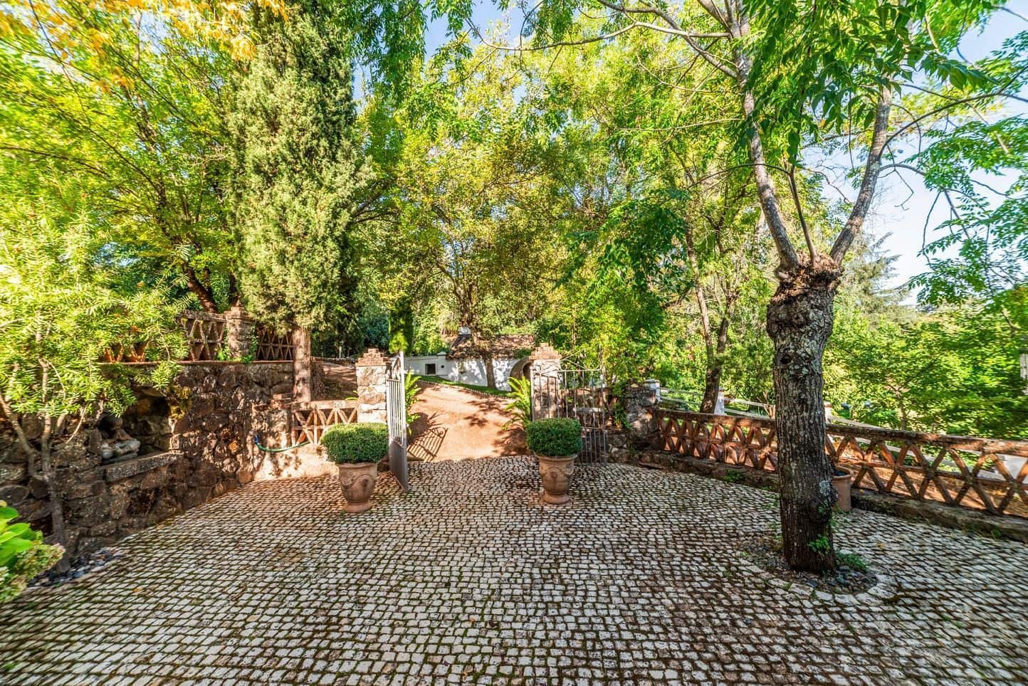 6 bedroom Villa for sale in Aracena with pool garage - € 875,000 (Ref: 9755324)