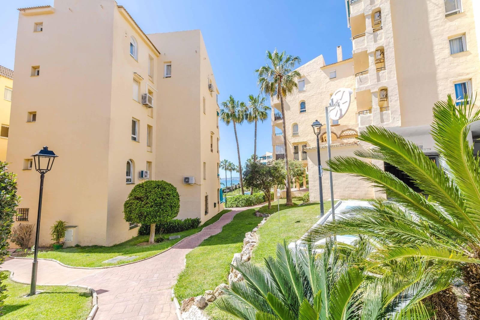 3 sovrum Lägenhet till salu i Benalmadena med pool garage - 460 000 € (Ref: 9761666)