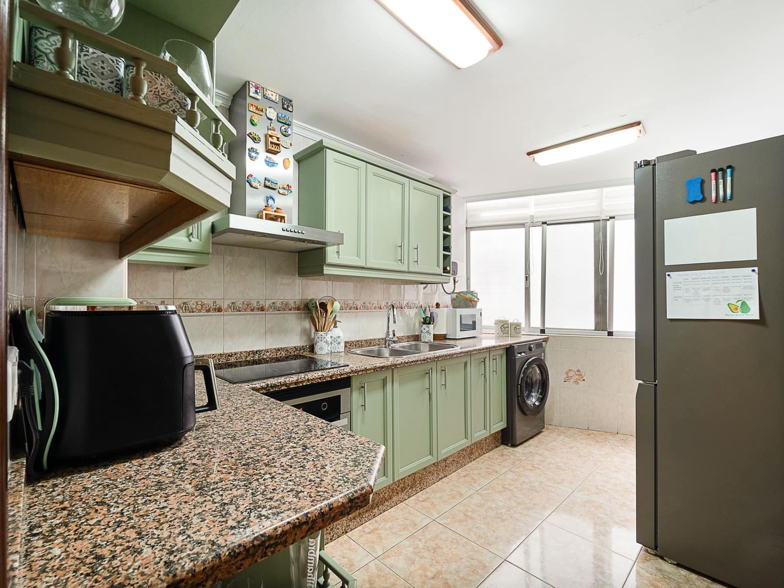 4 slaapkamer Appartement te koop in Malaga stad - € 390.000 (Ref: 9761667)