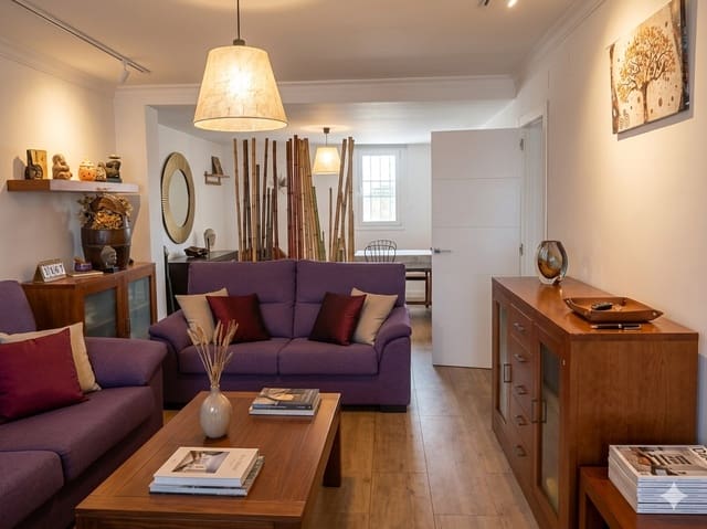 3 soverom Villa til salgs i Rincón de la Victoria med svømmebasseng garasje - € 530 000 (Ref: 9761669)