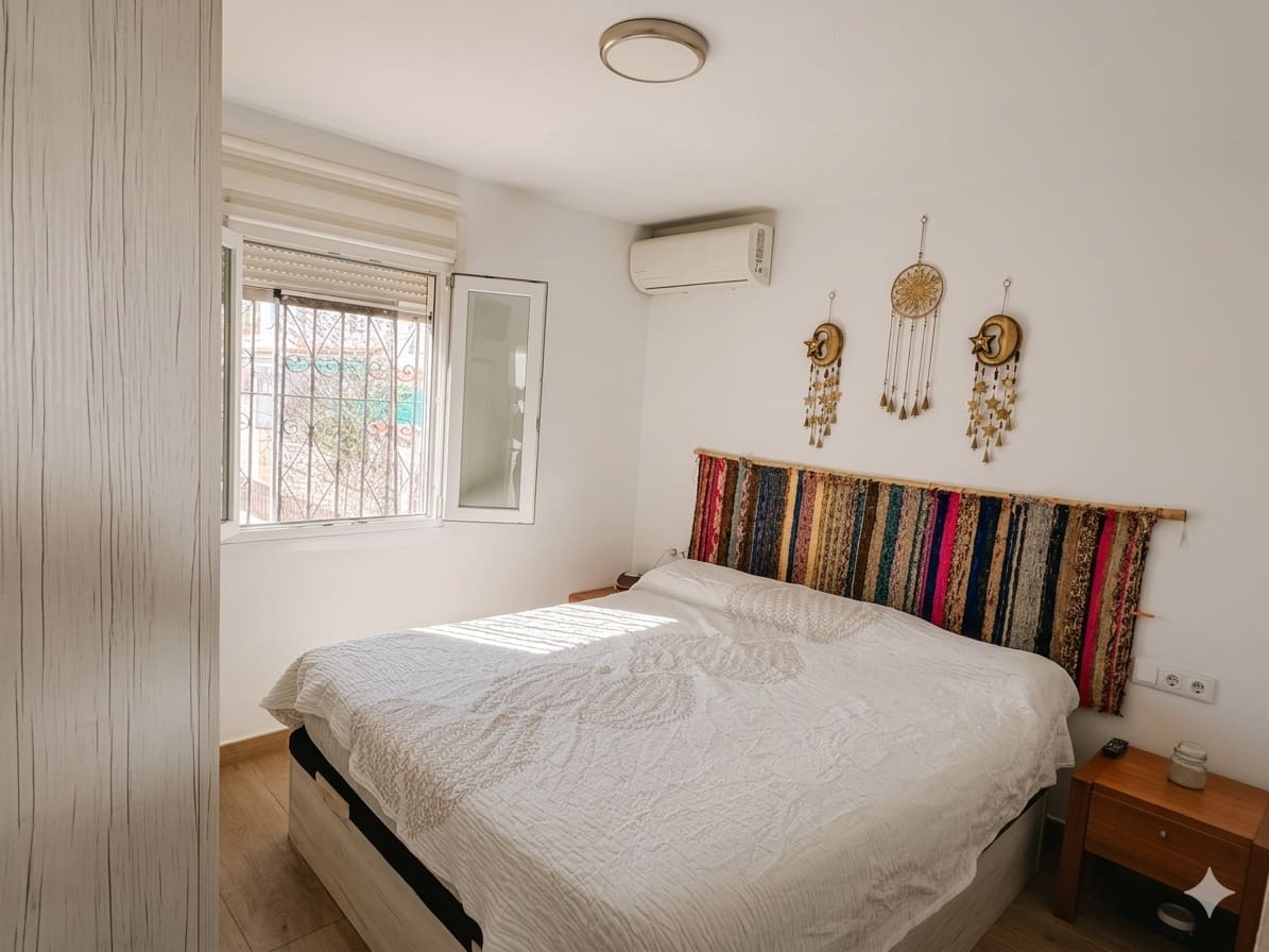 3 bedroom Villa for sale in Rincon de la Victoria with pool garage - € 530,000 (Ref: 9761669)