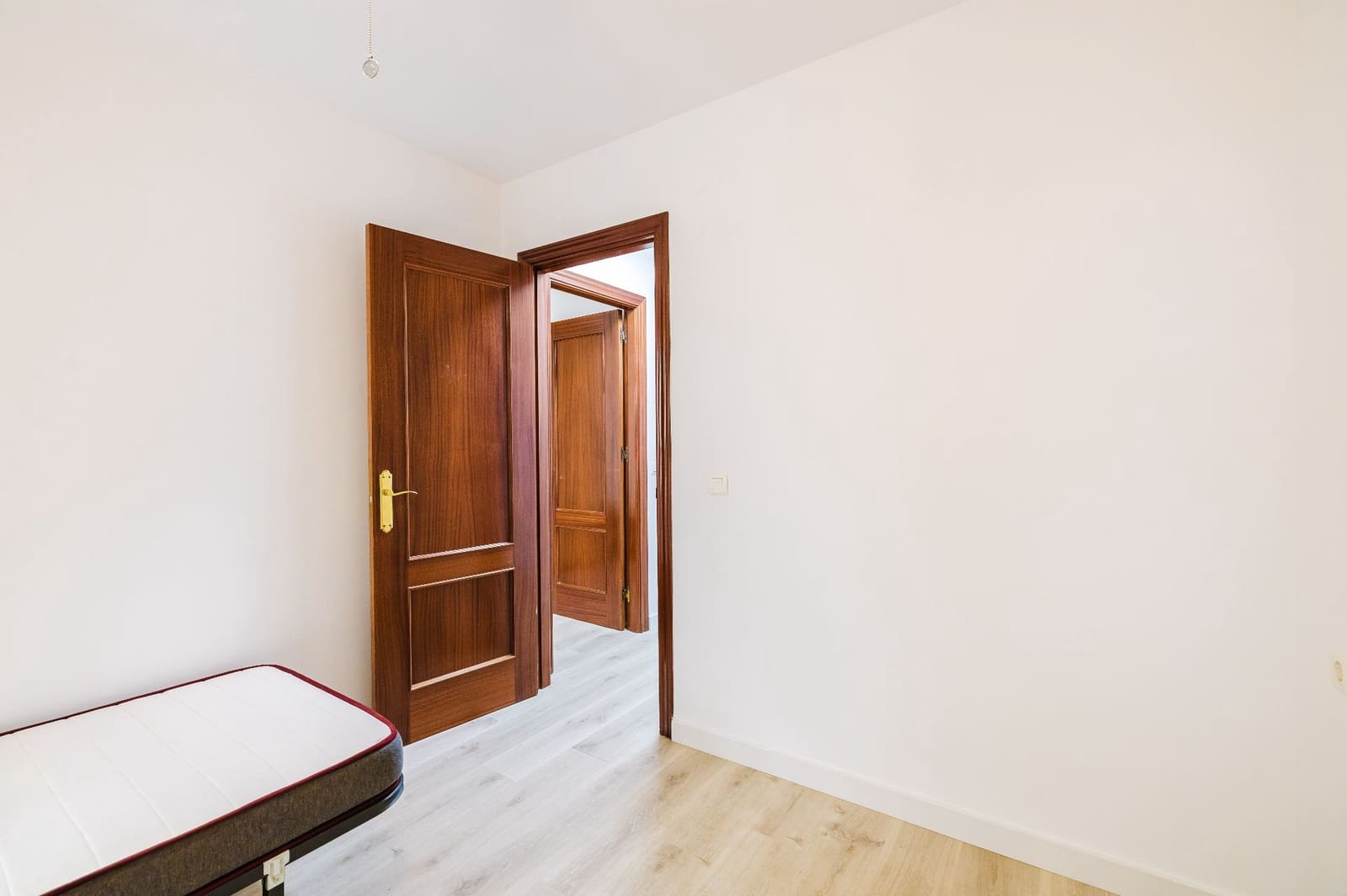 3 soverom Villa til salgs i Malaga by med svømmebasseng garasje - € 450 000 (Ref: 9761670)