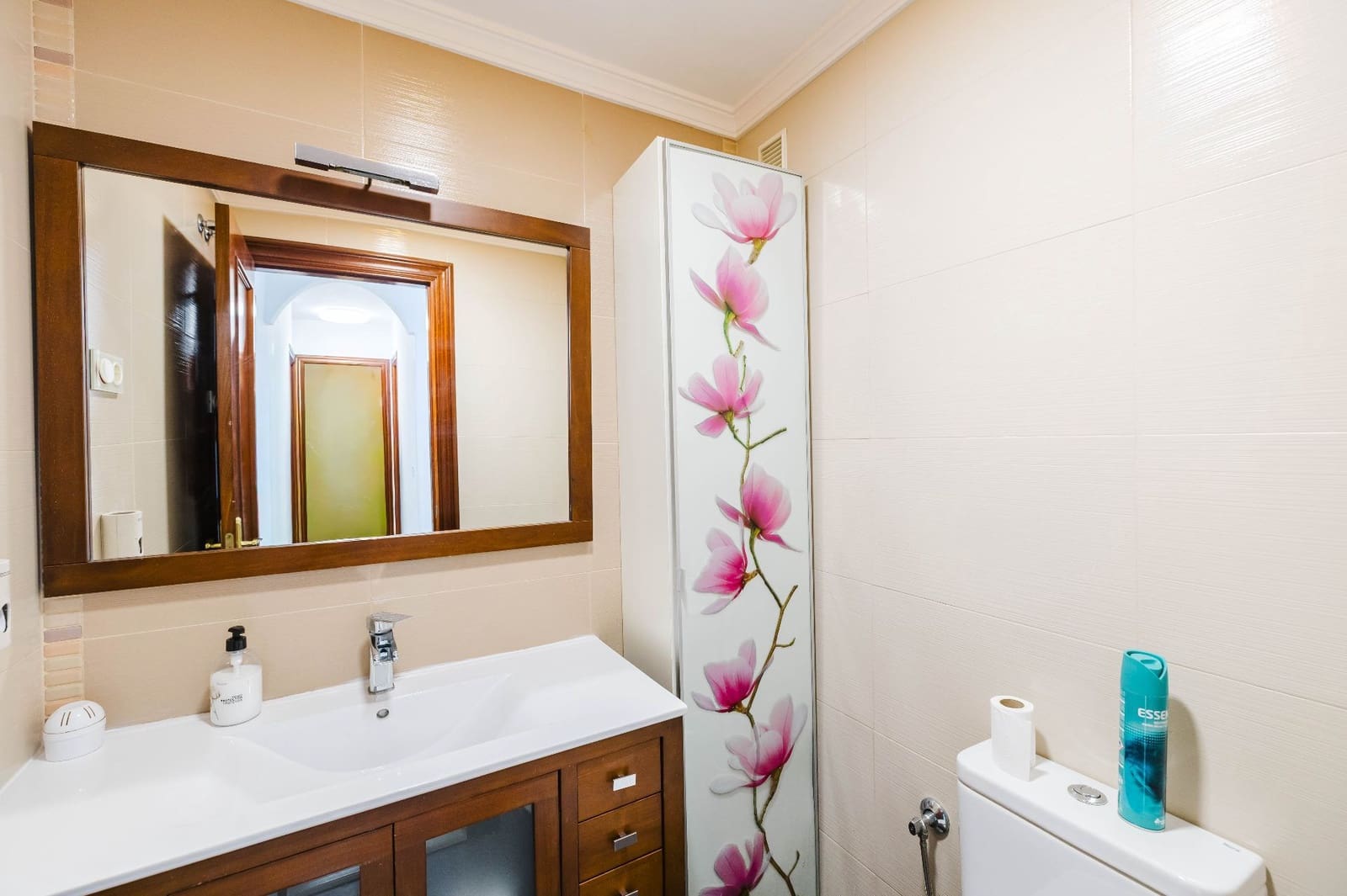 3 soverom Villa til salgs i Malaga by med svømmebasseng garasje - € 450 000 (Ref: 9761670)