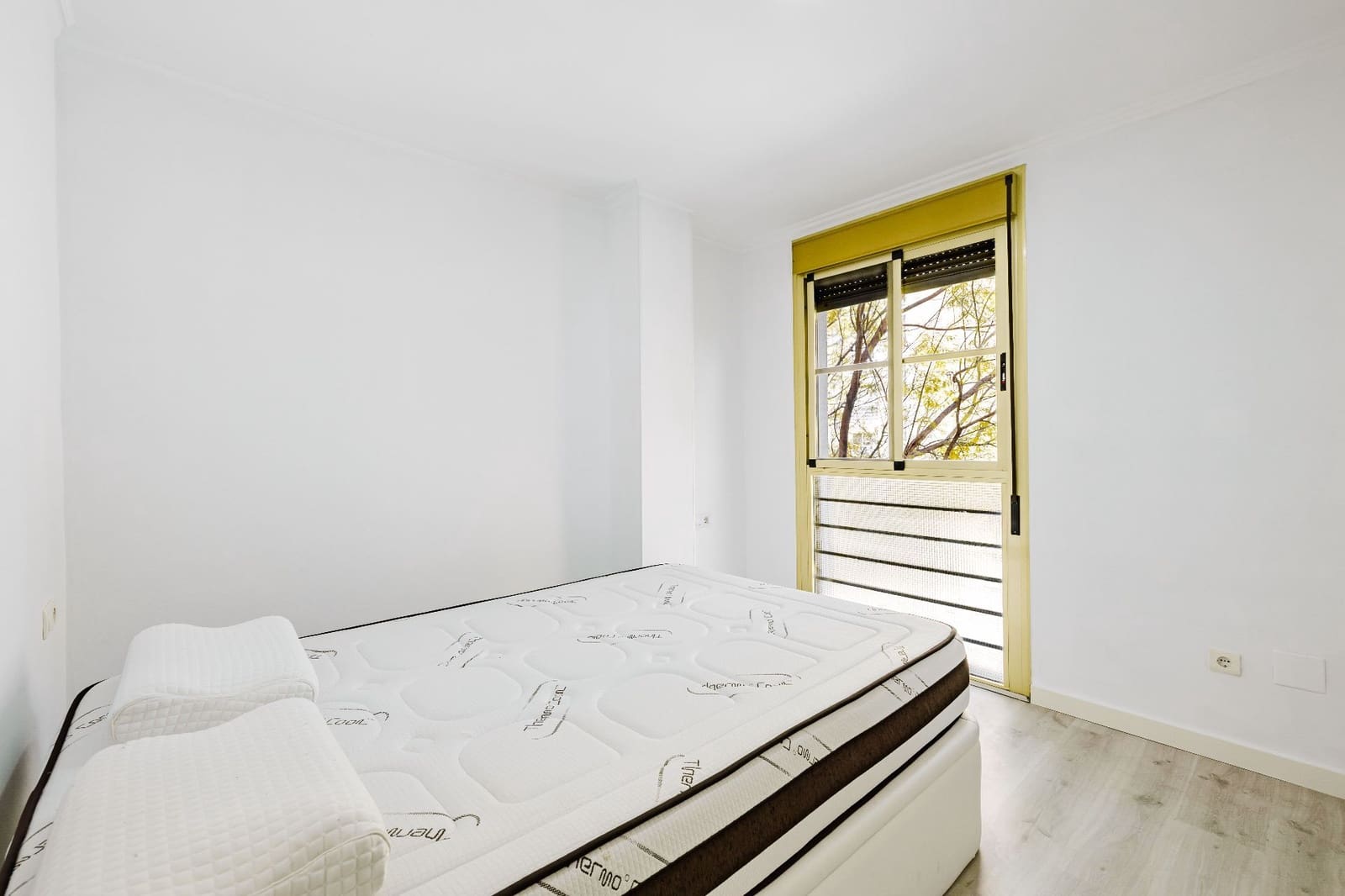 3 soverom Villa til salgs i Malaga by med svømmebasseng garasje - € 450 000 (Ref: 9761670)