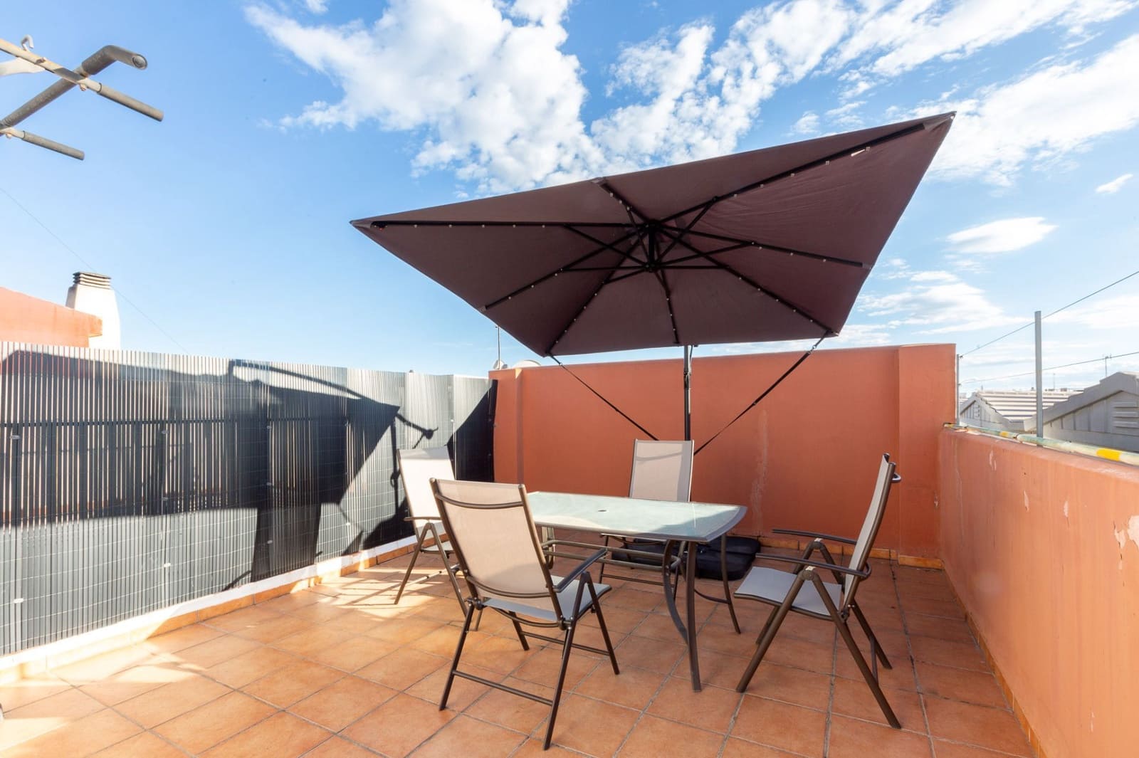 3 bedroom Apartment for sale in Torrox with garage - € 390,000 (Ref: 9772677)