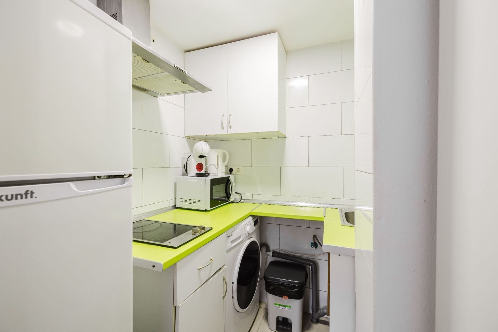 4 soverom Villa til salgs i Malaga by - € 350 000 (Ref: 9772678)