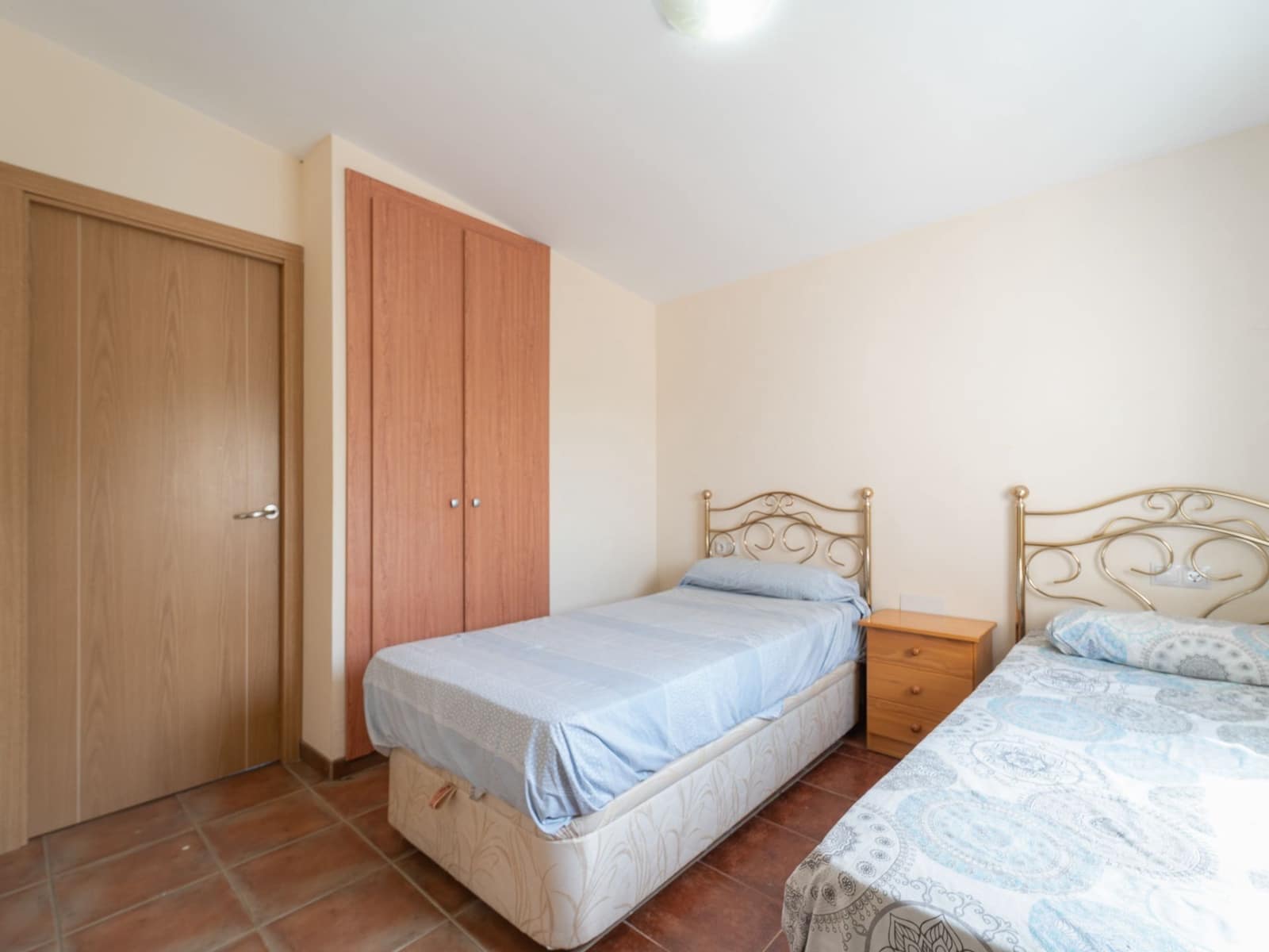 4 bedroom Villa for sale in Almogia with pool garage - € 210,000 (Ref: 9772679)