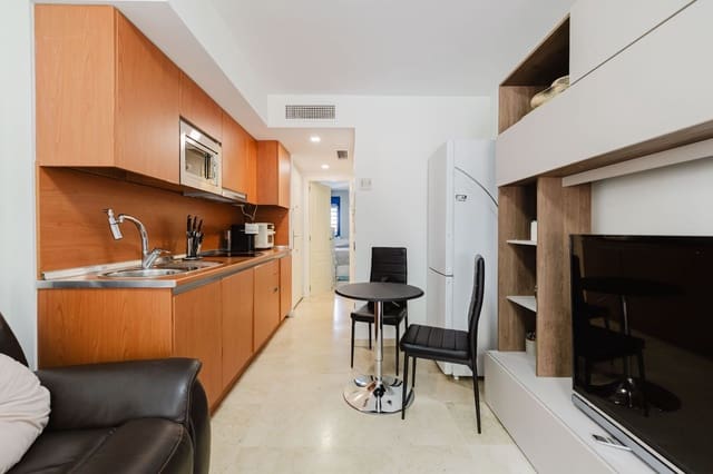 1 chambre Appartement à vendre à Benalmádena avec piscine garage - 255 000 € (Ref: 9777645)