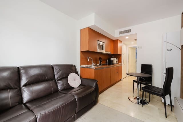 1 chambre Appartement à vendre à Benalmádena avec piscine garage - 255 000 € (Ref: 9777645)