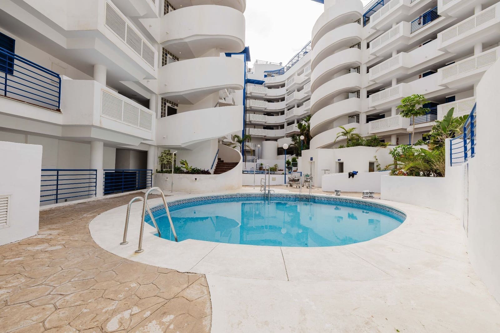 1 bedroom Flat for sale in Benalmadena with pool garage - € 255,000 (Ref: 9777645)