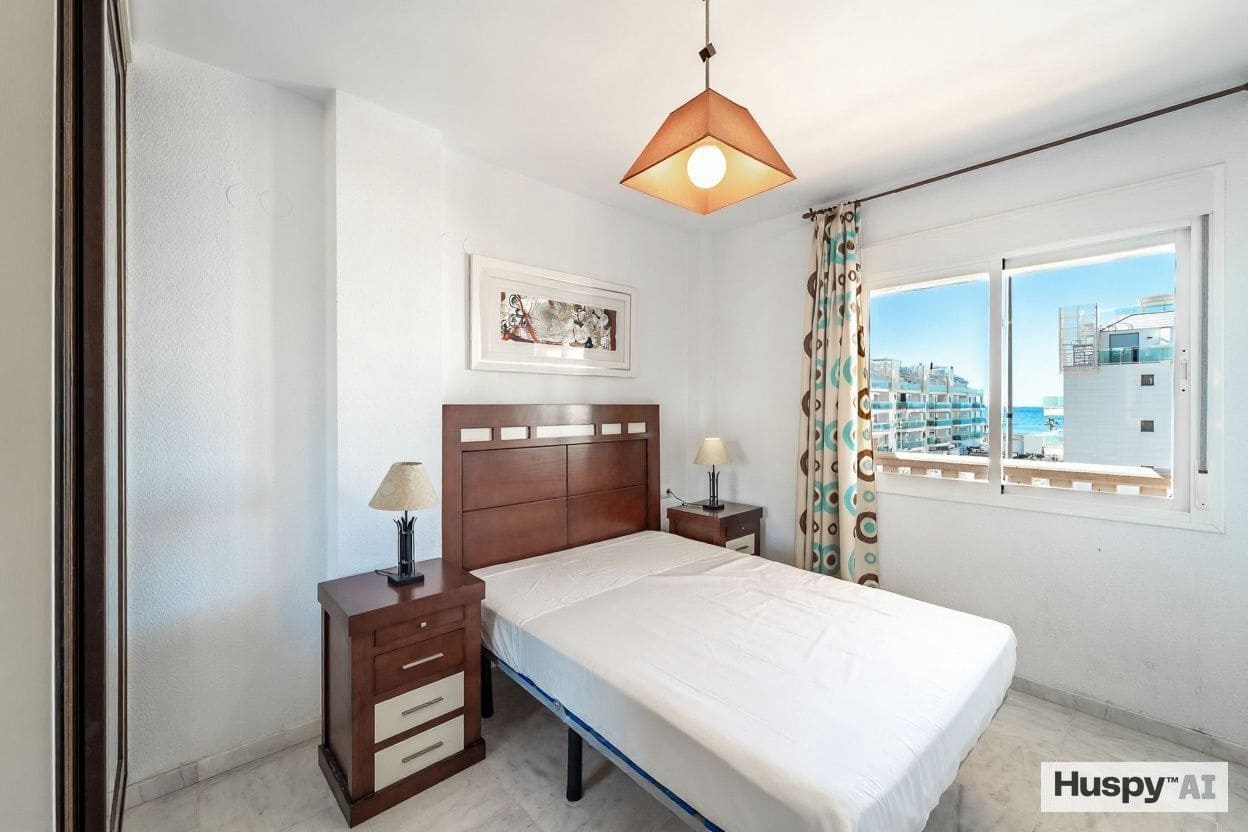 2 slaapkamer Flat te koop in Torrox - € 250.000 (Ref: 9777646)