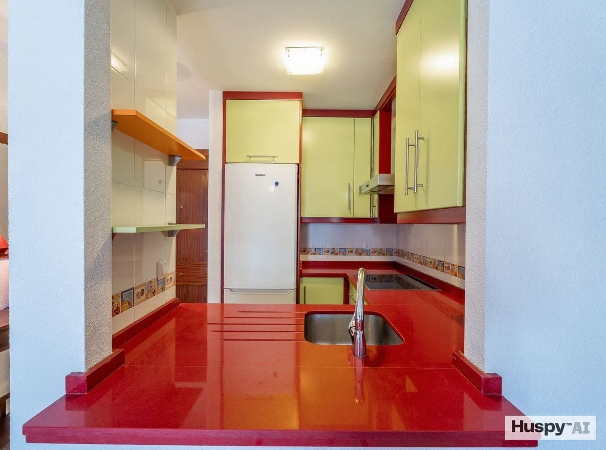 2 slaapkamer Flat te koop in Torrox - € 250.000 (Ref: 9777646)