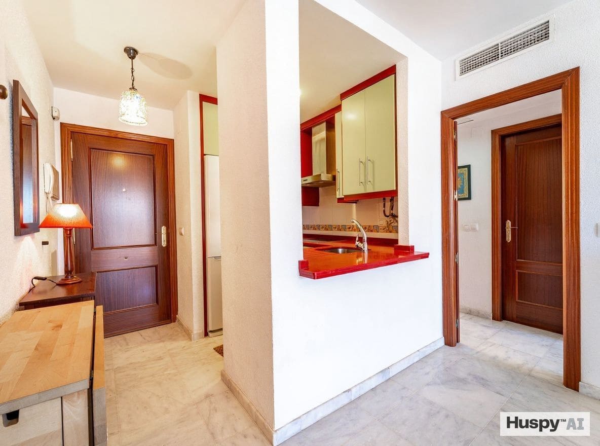 2 slaapkamer Flat te koop in Torrox - € 250.000 (Ref: 9777646)