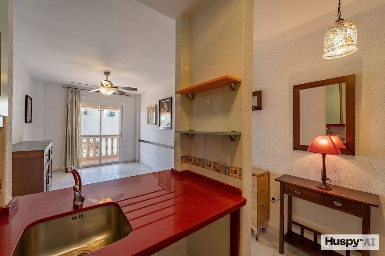 2 slaapkamer Flat te koop in Torrox - € 250.000 (Ref: 9777646)