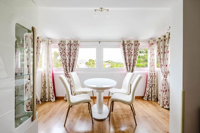 Pareado de 3 habitaciones en Mijas en venta con piscina - 370.000 € (Ref: 9777647)