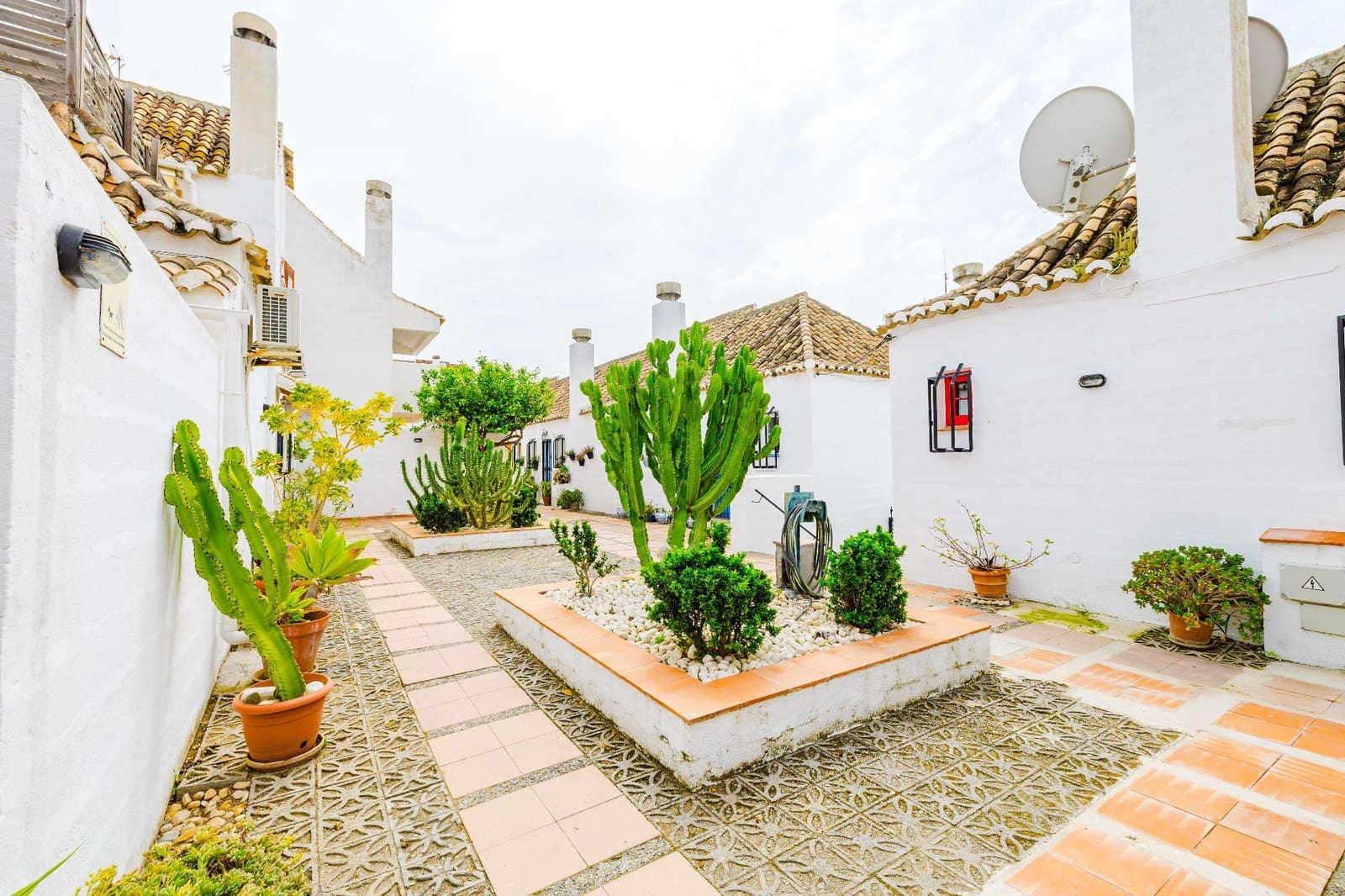 Pareado de 3 habitaciones en Mijas en venta con piscina - 370.000 € (Ref: 9777647)