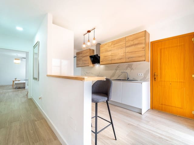 3 chambre Villa/Maison à vendre à Vélez-Málaga avec piscine garage - 450 000 € (Ref: 9780119)