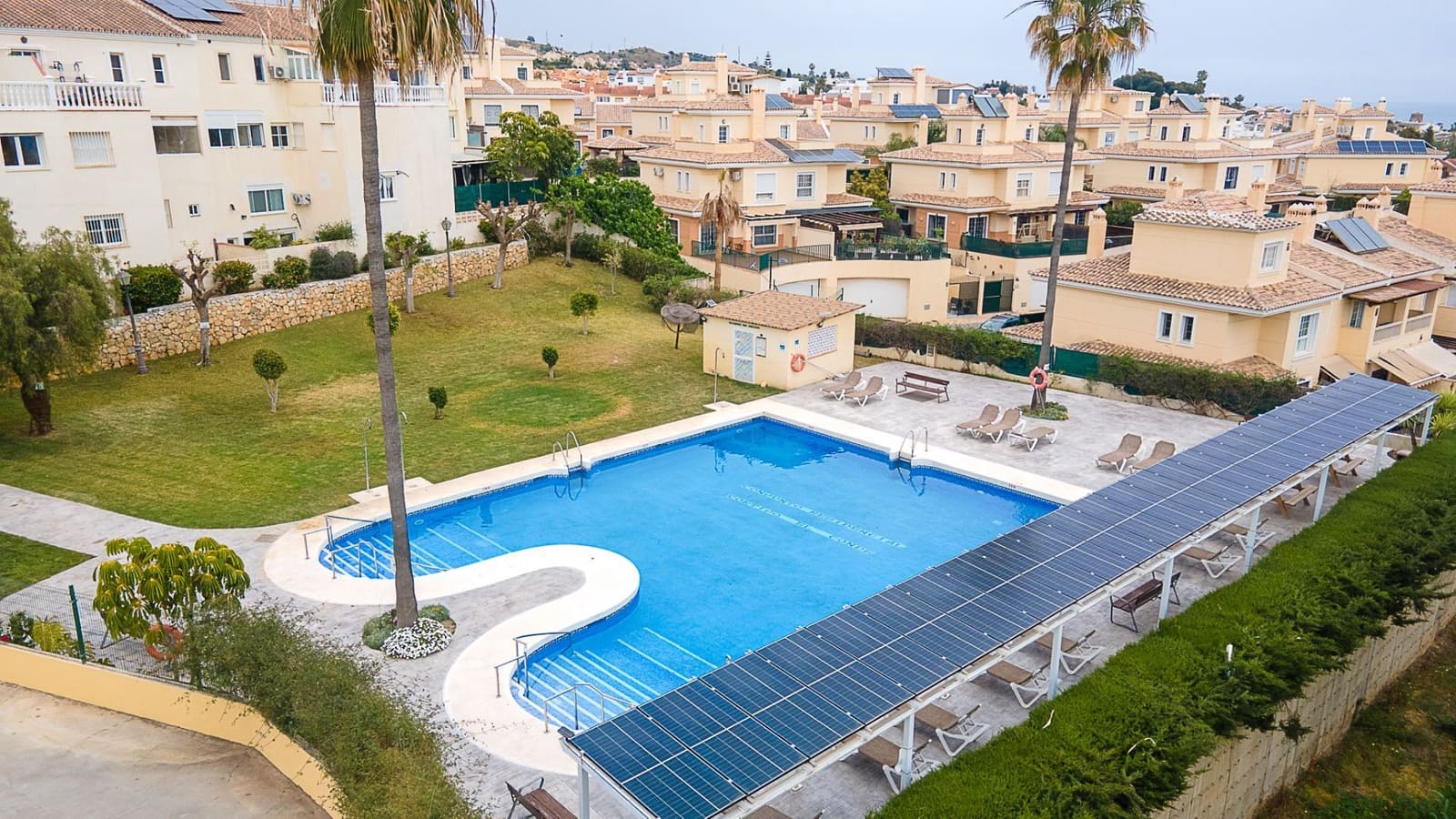 3 bedroom Villa for sale in Velez-Malaga with pool garage - € 450,000 (Ref: 9780119)