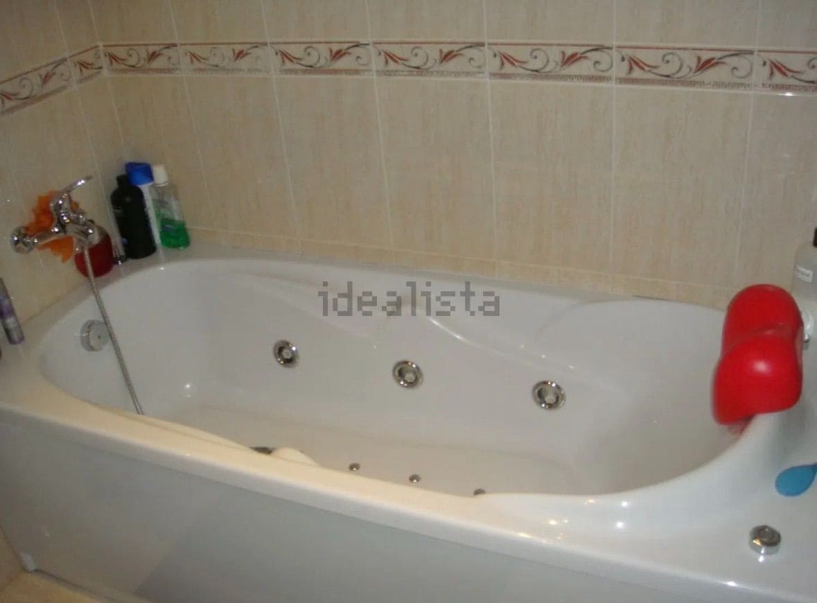 3 bedroom Apartment for sale in Rincon de la Victoria with pool garage - € 289,000 (Ref: 9782995)