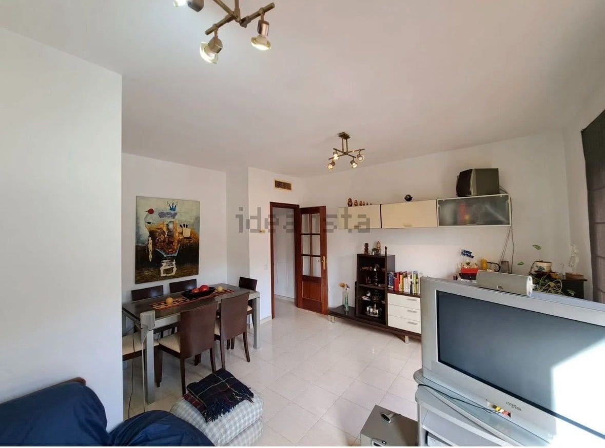 3 bedroom Apartment for sale in Rincon de la Victoria with pool garage - € 289,000 (Ref: 9782995)