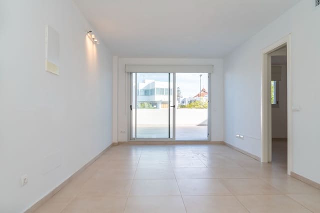 2 slaapkamer Flat te koop in Ibiza dorp met zwembad garage - € 549.000 (Ref: 9794065)
