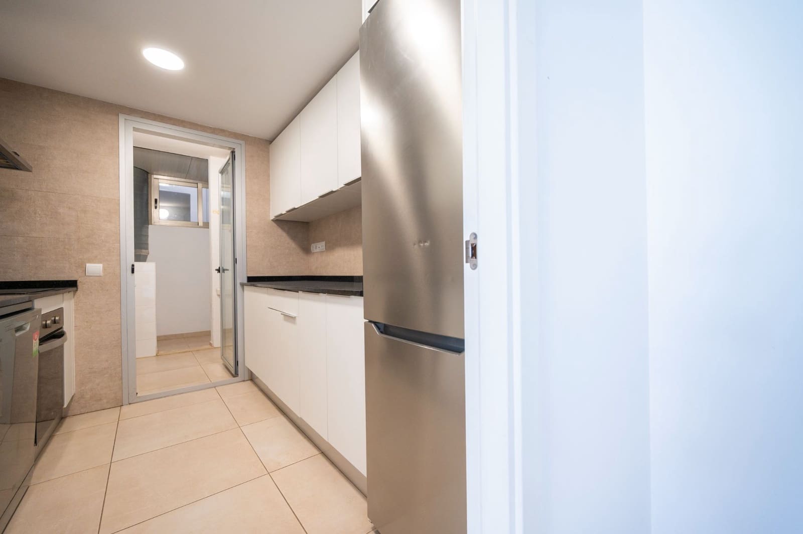 2 slaapkamer Flat te koop in Ibiza dorp met zwembad garage - € 549.000 (Ref: 9794065)