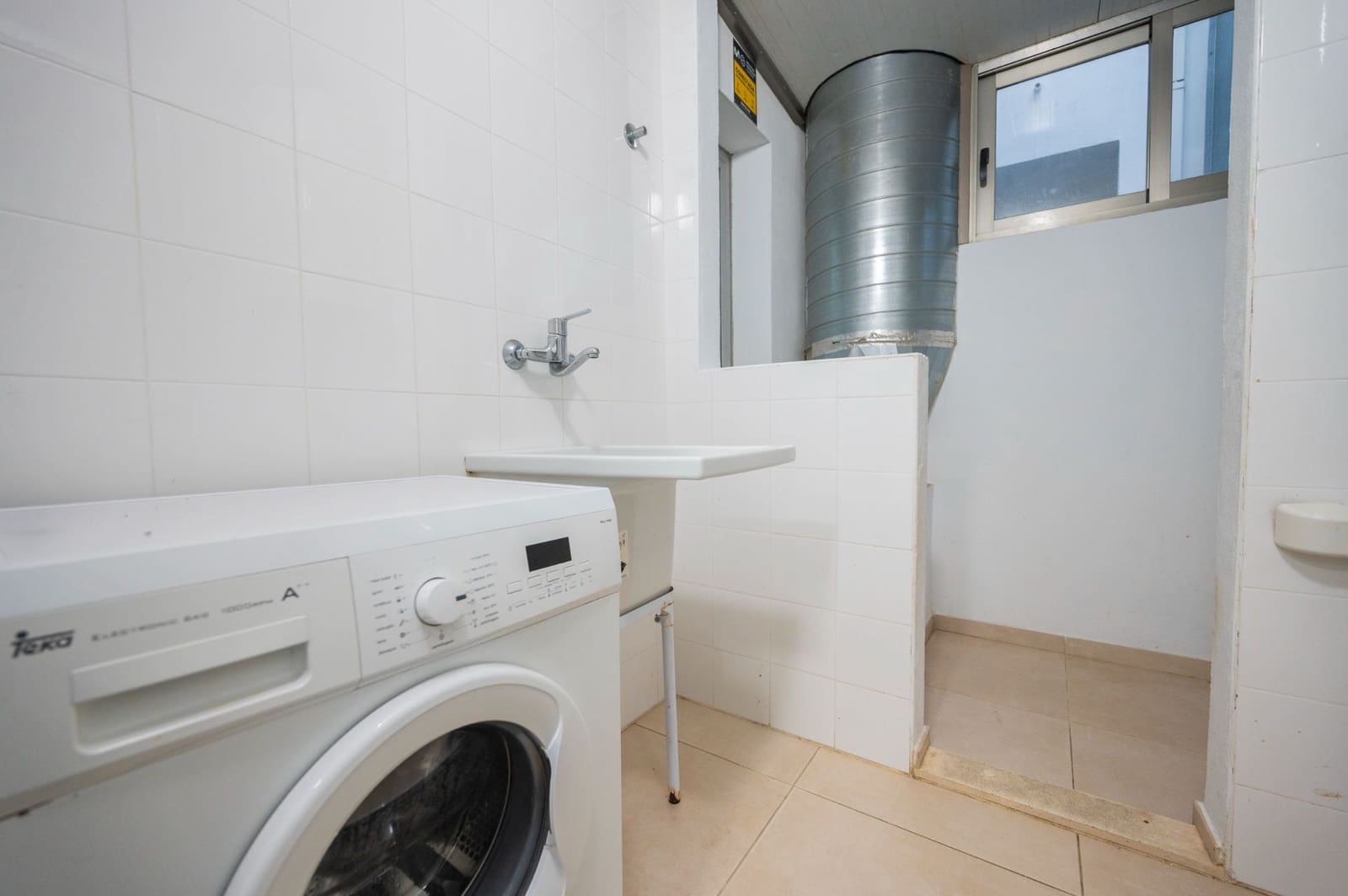 2 slaapkamer Flat te koop in Ibiza dorp met zwembad garage - € 549.000 (Ref: 9794065)