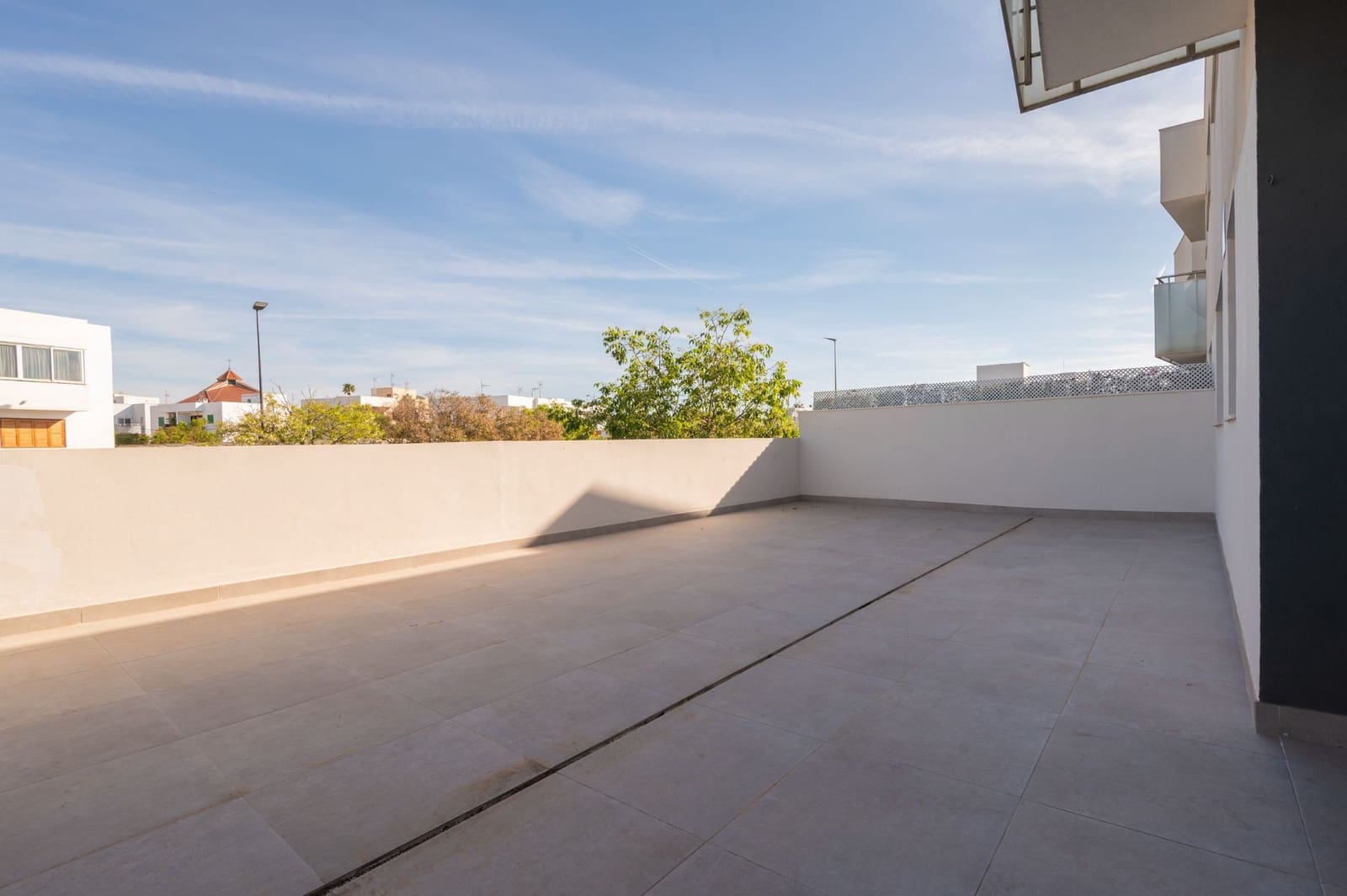 2 slaapkamer Flat te koop in Ibiza dorp met zwembad garage - € 549.000 (Ref: 9794065)