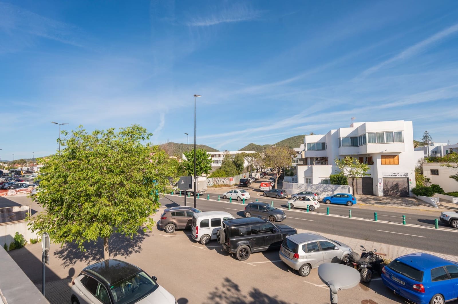 2 slaapkamer Flat te koop in Ibiza dorp met zwembad garage - € 549.000 (Ref: 9794065)