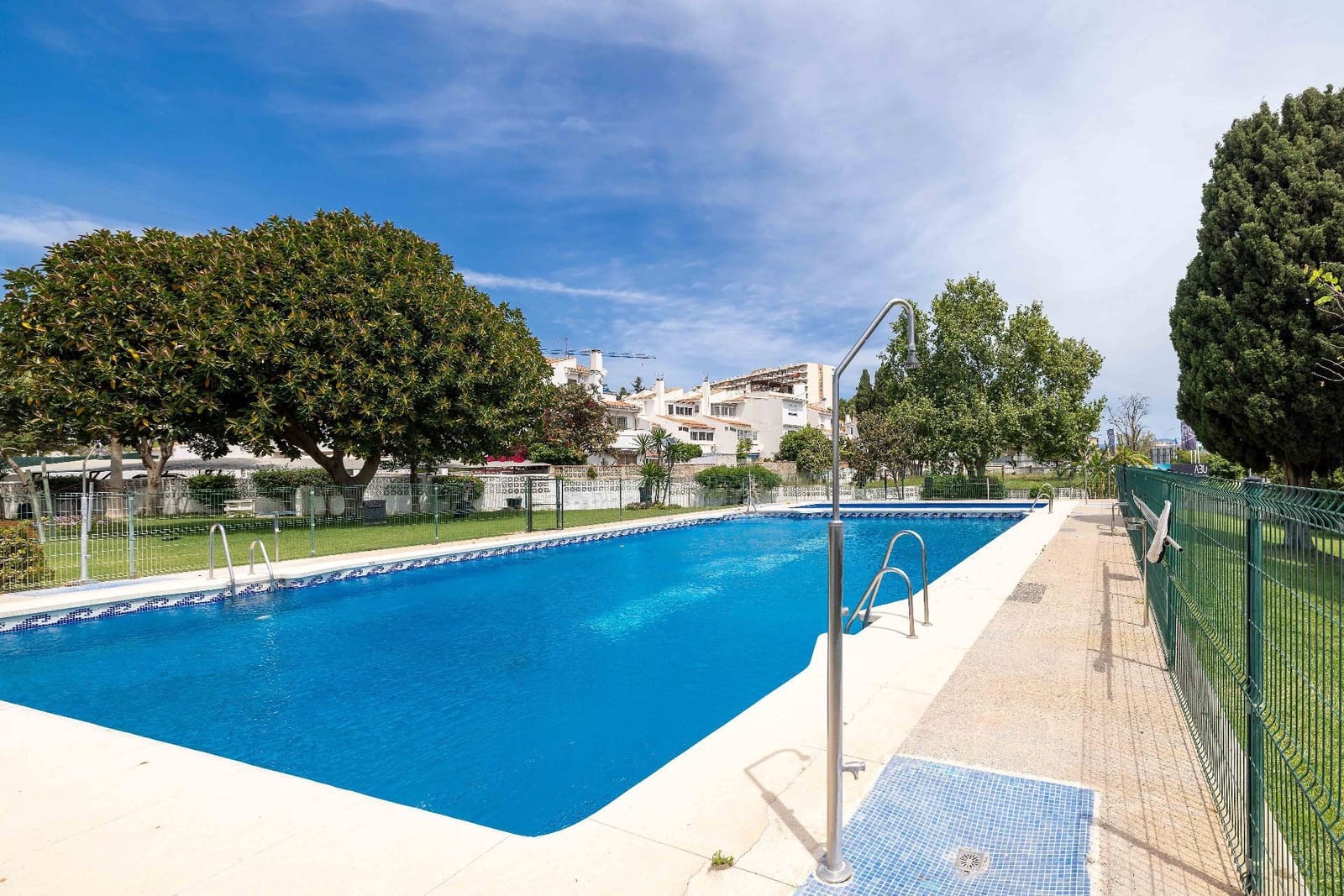 1 Zimmer Wohnung zu verkaufen in Benalmadena mit Pool - 214.000 € (Ref: 9796197)