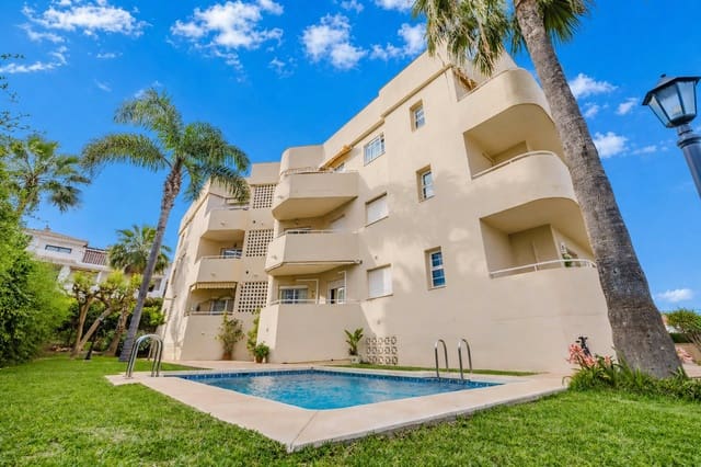 2 soverom Penthouse til salgs i Torremolinos med svømmebasseng garasje - € 550 000 (Ref: 9796198)