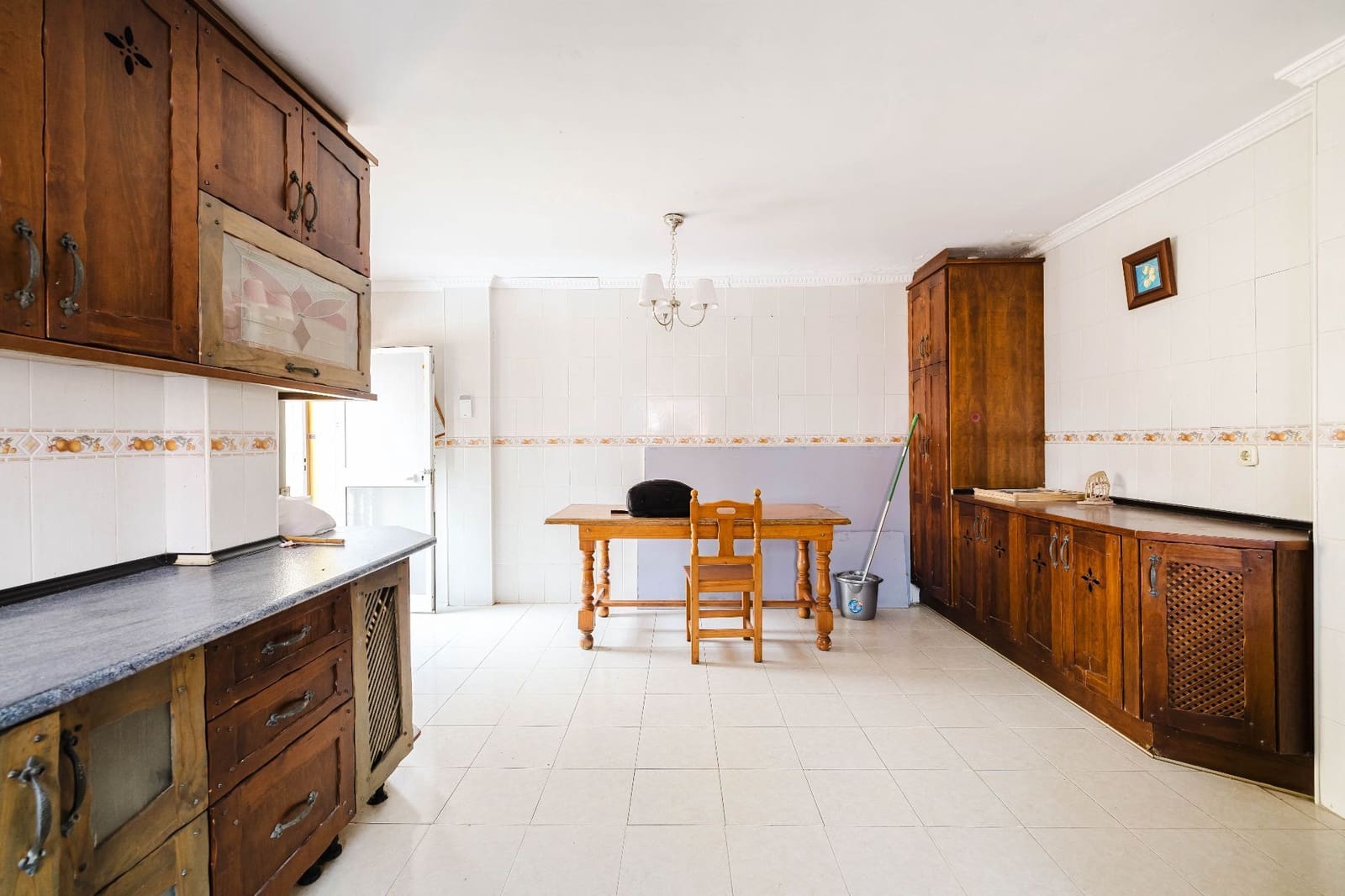 3 bedroom Villa for sale in Alhaurin de la Torre with garage - € 599,000 (Ref: 9807650)