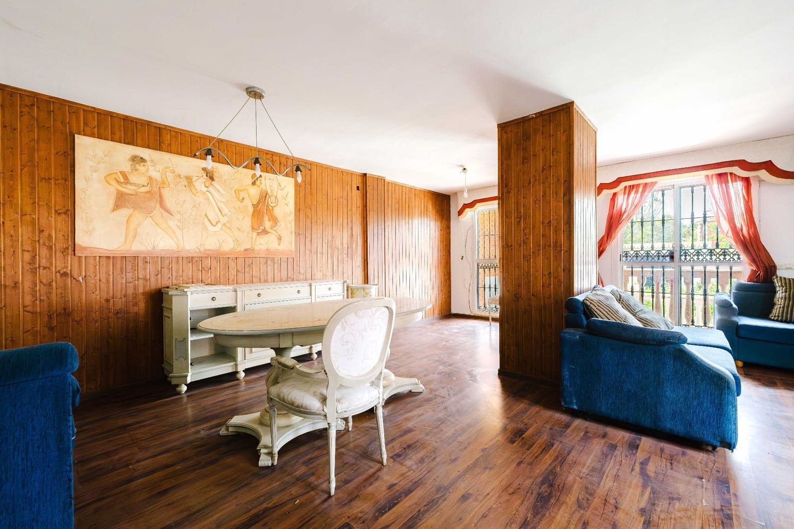 3 bedroom Villa for sale in Alhaurin de la Torre with garage - € 599,000 (Ref: 9807650)