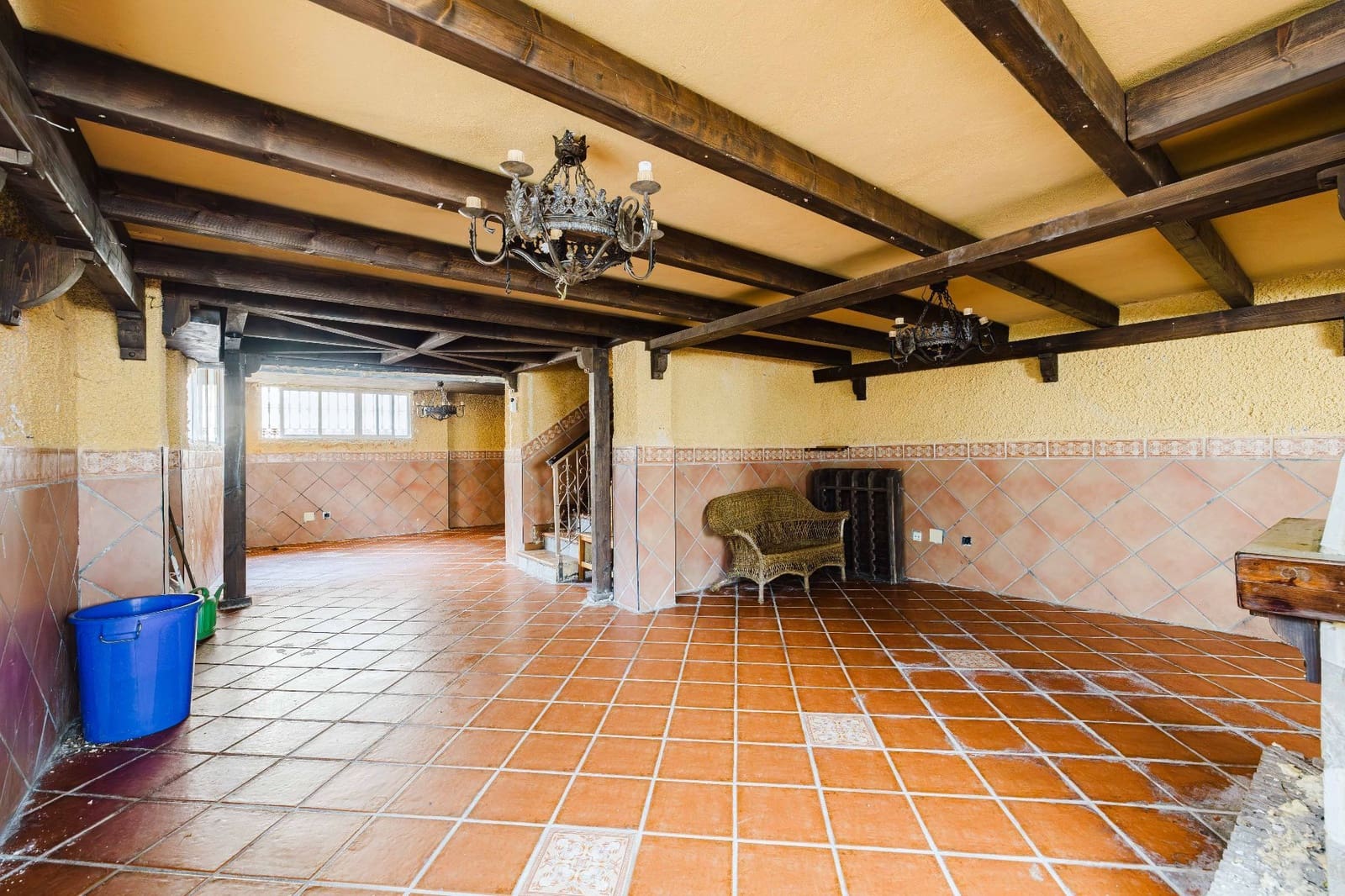 3 bedroom Villa for sale in Alhaurin de la Torre with garage - € 599,000 (Ref: 9807650)