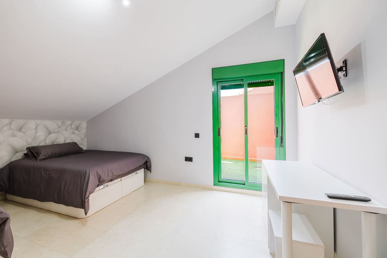 3 slaapkamer Penthouse te koop in Fuengirola met zwembad garage - € 636.300 (Ref: 9819894)