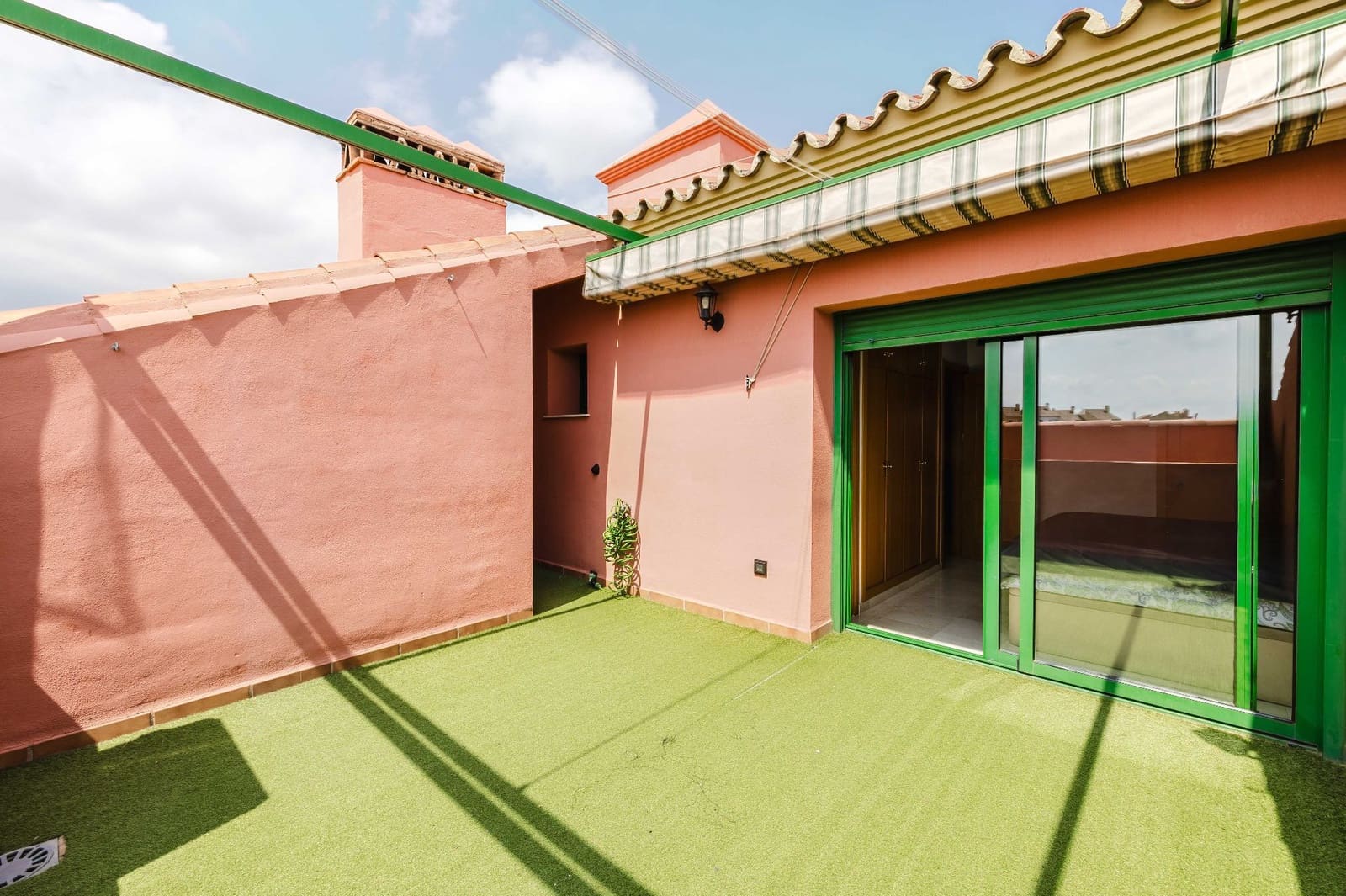3 slaapkamer Penthouse te koop in Fuengirola met zwembad garage - € 636.300 (Ref: 9819894)
