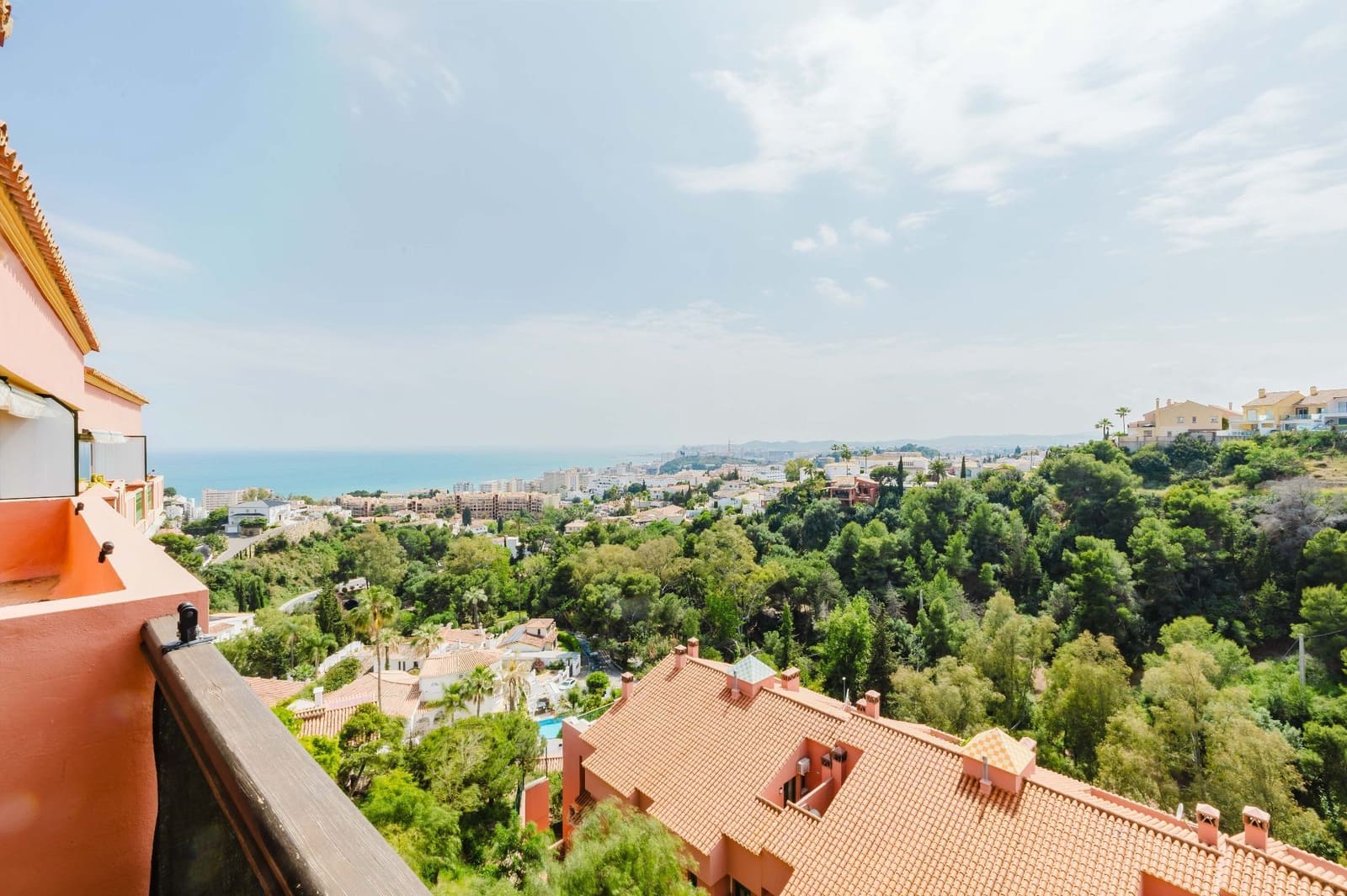 3 slaapkamer Penthouse te koop in Fuengirola met zwembad garage - € 636.300 (Ref: 9819894)