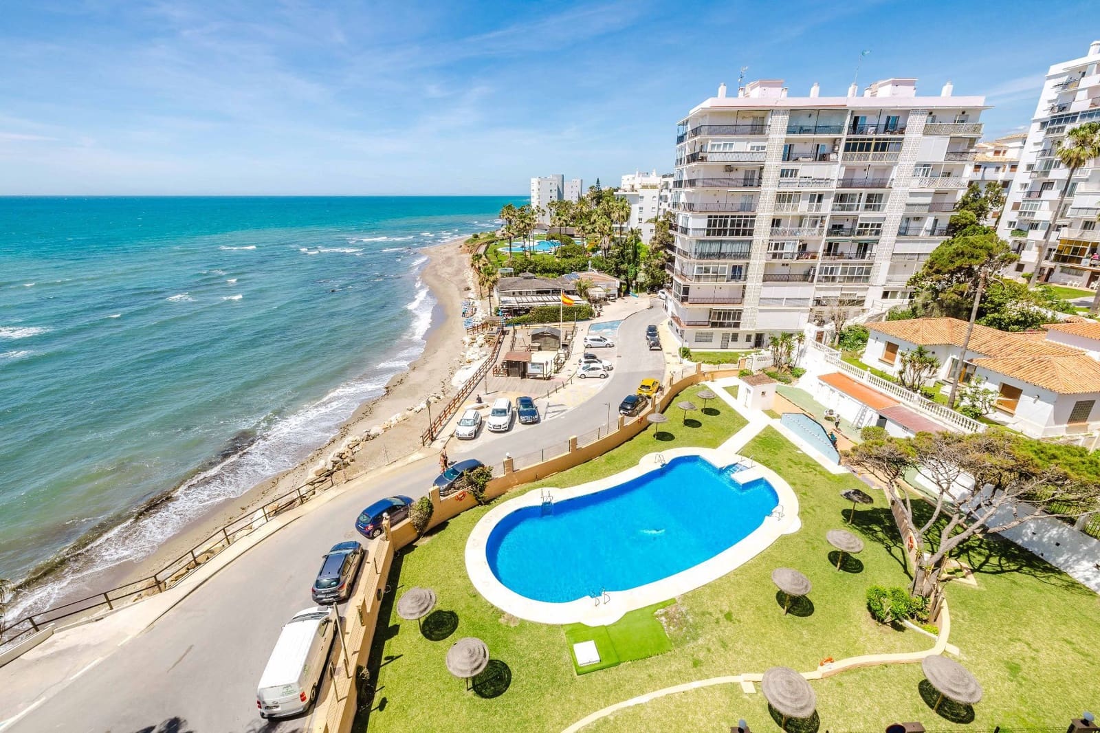 Flat te koop in Mijas met zwembad - € 222.000 (Ref: 9819895)