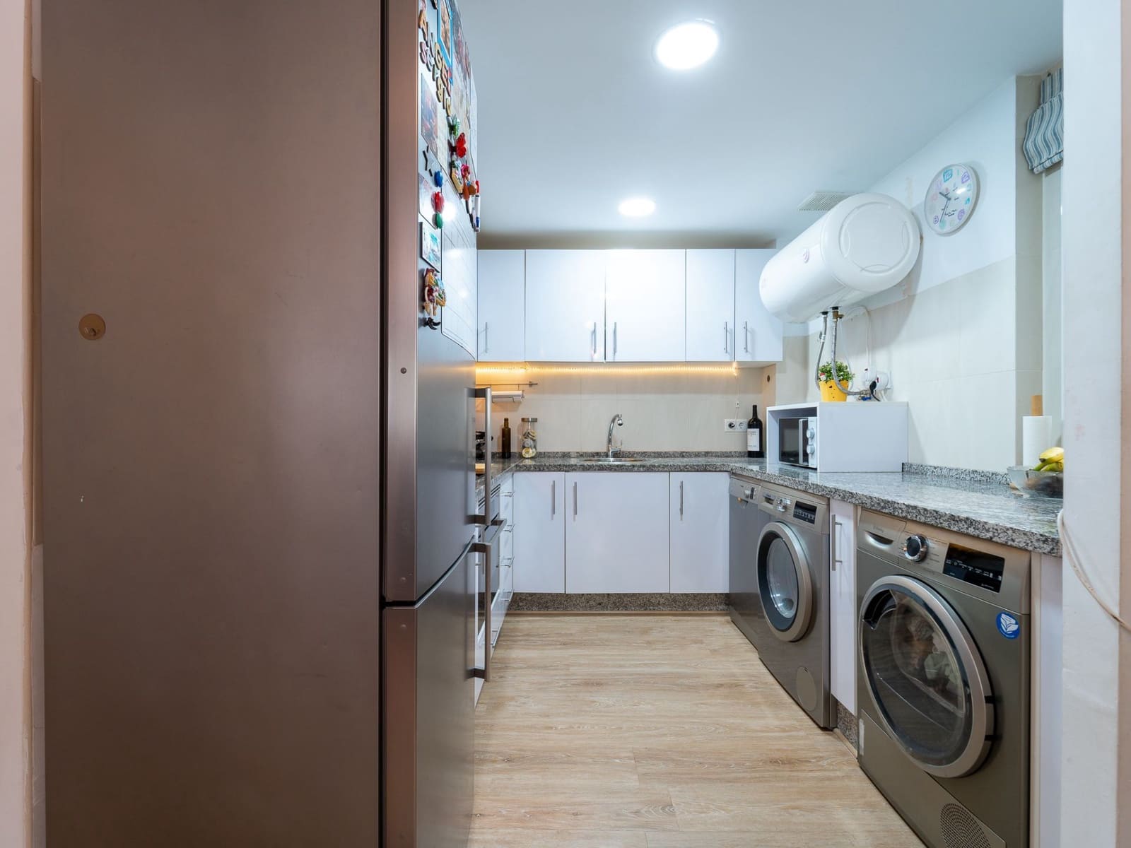 2 bedroom Apartment for sale in Torremolinos - € 297,000 (Ref: 9824675)