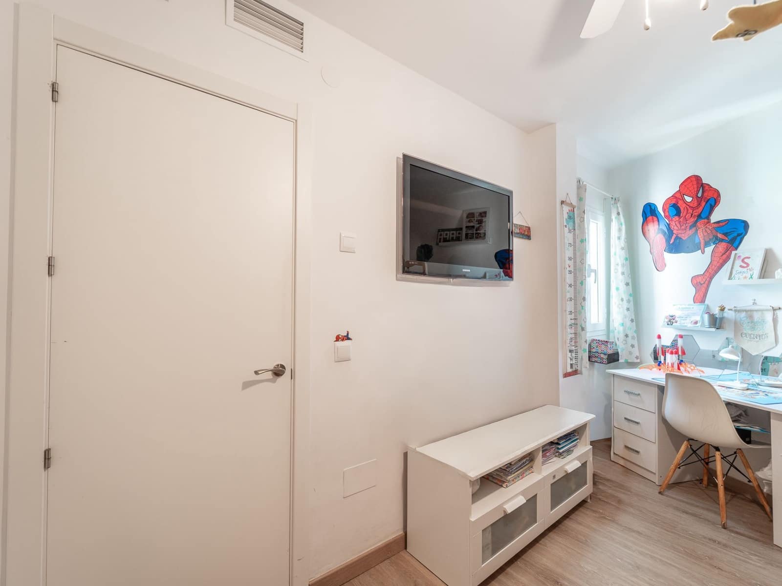 2 bedroom Apartment for sale in Torremolinos - € 297,000 (Ref: 9824675)