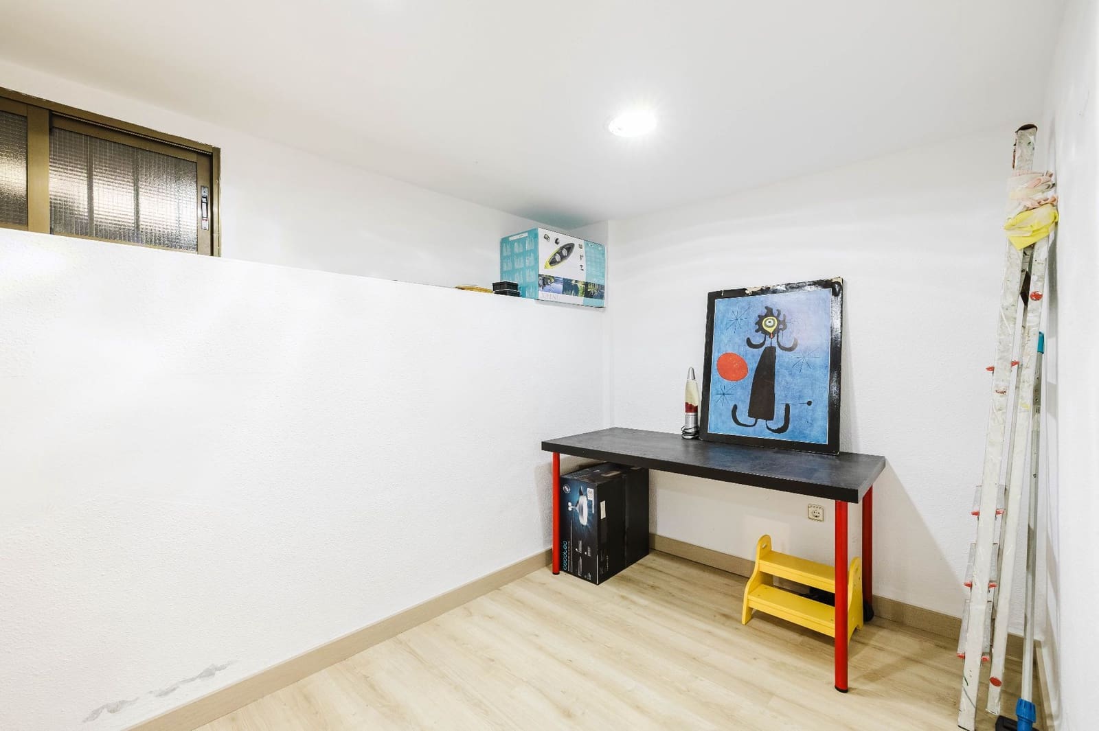 4 soveværelse Semi-Rækkehus til salg i Malaga by med swimmingpool garage - € 575.000 (Ref: 9824676)