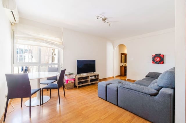 Piso de 3 habitaciones en El Palo, Málaga ciudad en venta - 319.000 € (Ref: 9824679)